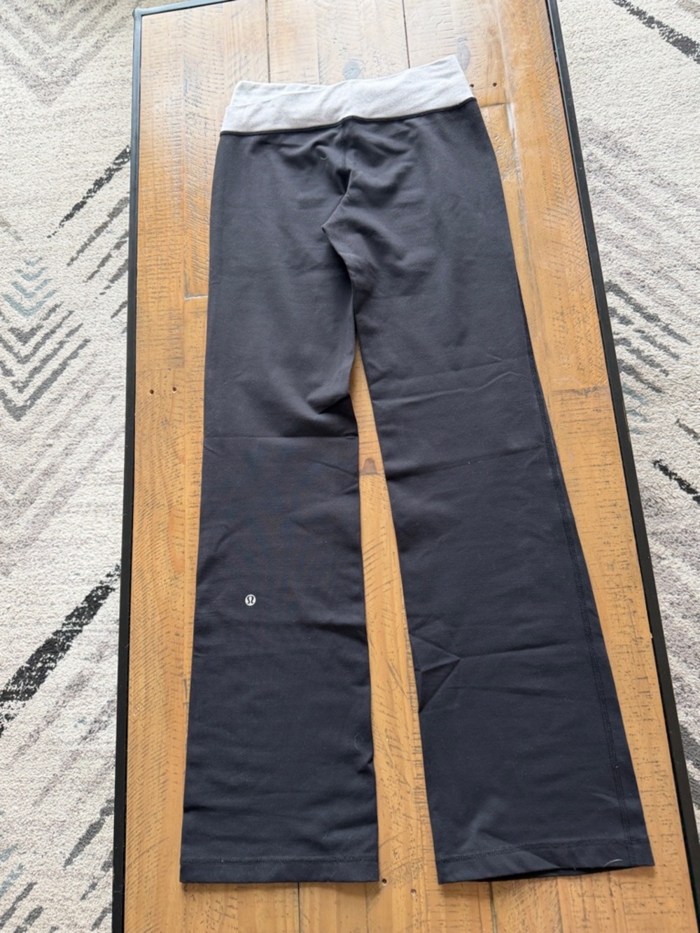 lululemon athletica Black Leggings with Gray & Purple Waistband - Picture 6 of 8